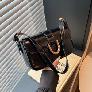 Underarm For Women 2026 New Fashion Stylish Horsebit Shoulder Bag Casual Simple Commuter Handbag