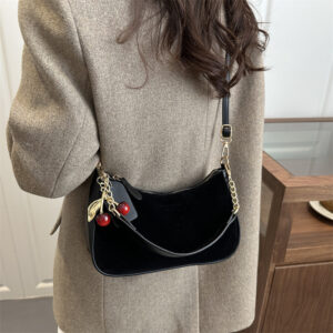 Stylish And Textured 2026 Autumn New Niche Design Crescent Casual Simple Women’s Personalized Shoulder Crossbody Bag