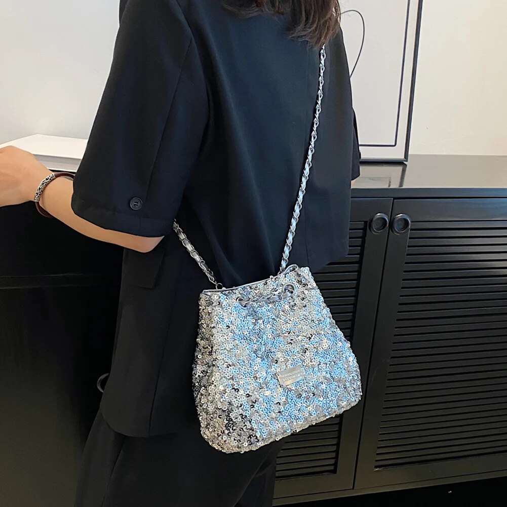 Lightweight Chain Decor Handbag Solid Fashion Bling Adjustable Shoulder Straps Bucket Cylinder Women Crossbody Bag - Image 3