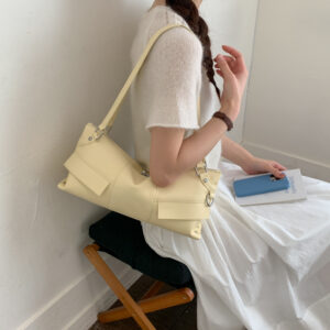 Spring Retro Large Capacity Women’s Shoulder Crossbody Fashionable Commuter High-End Tote Bag