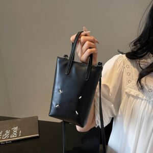 New Exquisite Phone For Women High-end Fashion Versatile Handbag Mini Crossbody Small Bucket Bag