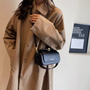 Women’s Diagonal Straddle 2026 New Solid Color Fashion Square Handbag High Quality Texture Retro Casual Shoulder Bag