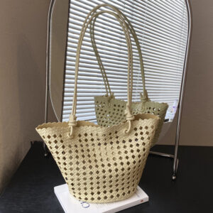 Korean-style Ins-inspired Hollow-out Single-shoulder Bucket For Women, 2026 Summer New Model, Vacation And Travel Woven
