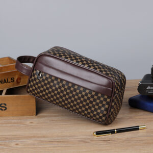 Trendy Large Capacity Toiletry Portable Business Commuting Simple Small Square Clutch Stylish Men’s Bag