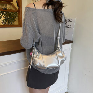 Women Ruched Hobo Shoulder Bag, Trendy Knotted Strap Underarm Purse, Casual Crossbody Bag With Heart Charm