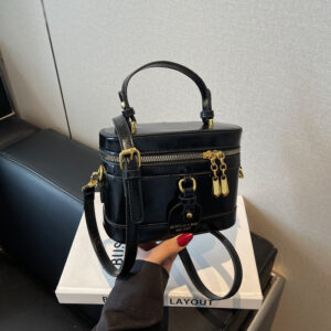 High-end Niche For Women Spring Summer Versatile 2026 New Crossbody Ladies Handbag Box Makeup Bag