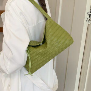 2026 Fashionable Unique Shoulder Niche Design, New Casual Bag, Spring Trend Women’s Underarm Bag