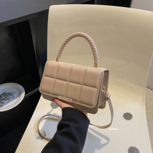 Women’s 2026 Spring/Summer New Vintage Fashion Quilted Crossbody Small Square Simple Textured Shoulder Bag