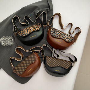 Trendy Casual Leopard Print Stylish Color-Block Design 2026 Summer Fashion Wide Strap Single Shoulder Crossbody Bag For
