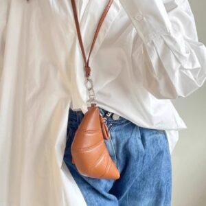 Minimalist Soft Leather Croissant For Women Summer 2026 New Versatile Mini Coin Purse With Lanyard Dumpling Bag